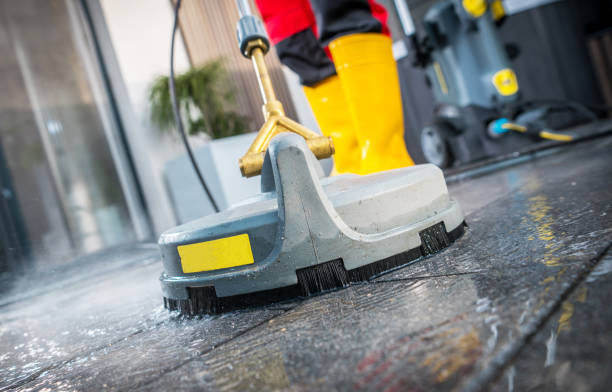 Best Deck Cleaning Services  in Summer Set, MO